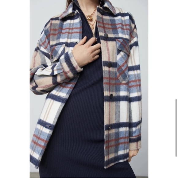 ❗️SOLD❗️Zara Plaid Shacket Size S - Picture 4 of 11